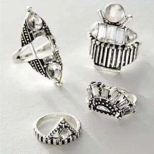 NWT Free People Rhapsody Ring Set - Silver / Crystal Stome